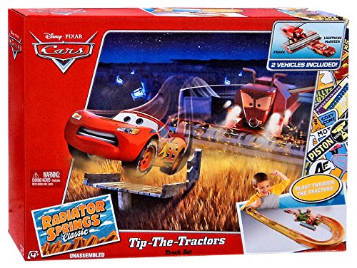 Disney Cars Radiator Springs Classic Tip-The-Tractors 1:55 Diecast Car Track Set